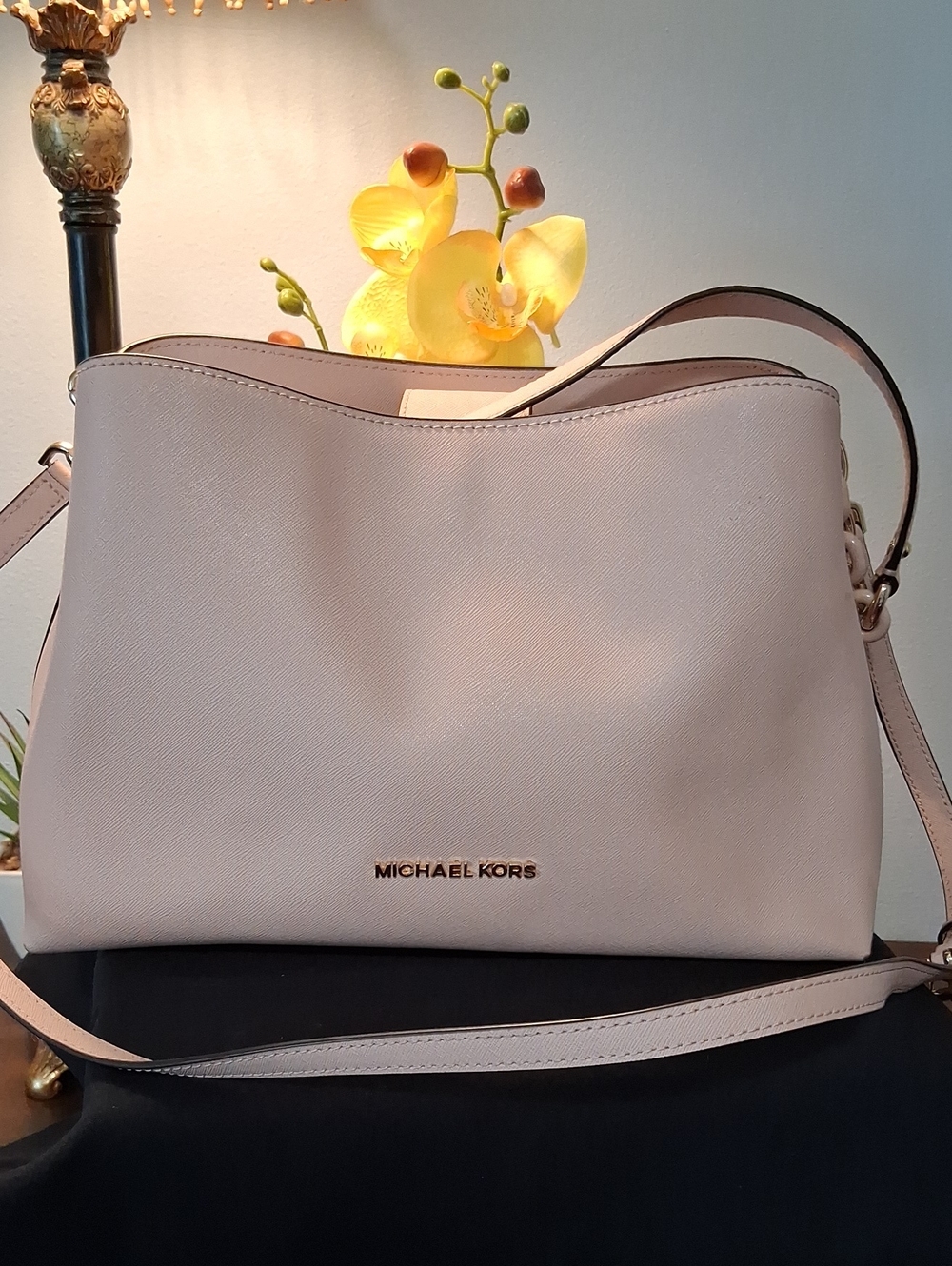 Michael Kors Pale Pink Saffiano Crossbody Bag